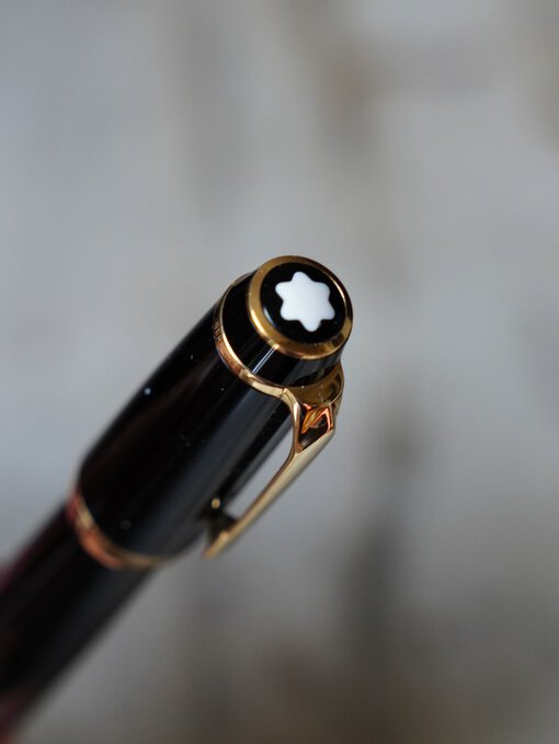 Stylo Plume Montblanc Bohème Noir & Plaqué Or – Plume Fixe 18 Or Carats