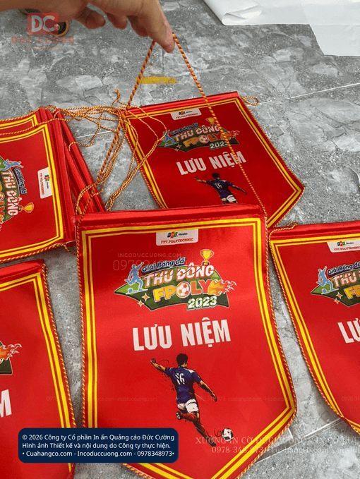 ờ lưu niệm, cờ trao giải, cờ kỷ niệm, cờ giải thưởng, cờ vinh danh, cờ lưu niệm trao tặng, cờ trao thưởng, cờ thi đua, cờ lưu niệm đẹp, cờ trao giải đẹp, đặt cờ lưu niệm, đặt làm cờ lưu niệm, đặt cờ trao giải, đặt làm cờ trao giải, làm cờ lưu niệm theo yêu cầu, làm cờ trao giải theo yêu cầu, in cờ lưu niệm, in cờ trao giải, thiết kế cờ lưu niệm, thiết kế cờ trao giải, sản xuất cờ lưu niệm, sản xuất cờ trao giải, may cờ lưu niệm, cờ lưu niệm giải thể thao, cờ trao giải thể thao, cờ trao giải bóng đá, cờ giải bóng đá, cờ trao giải cầu lông, cờ giải tennis, cờ giải golf, cờ giải chạy, cờ giải marathon, cờ lưu niệm hội thao, cờ trao giải hội thao, cờ lưu niệm cuộc thi, cờ trao giải cuộc thi, cờ trao giải văn nghệ, cờ lưu niệm sự kiện, cờ lưu niệm hội nghị, cờ lưu niệm kỷ niệm thành lập, cờ lưu niệm đại hội, cờ trao giải phong trào, cờ lưu niệm cho doanh nghiệp, cờ lưu niệm cho đối tác, cờ lưu niệm cho khách hàng, cờ lưu niệm đơn vị, cờ lưu niệm trường học, cờ lưu niệm câu lạc bộ, cờ lưu niệm đội nhóm, cờ lưu niệm giải đấu, cờ trao giải nhất, cờ trao giải nhì, cờ trao giải ba, cờ vô địch, cờ á quân, cờ lưu niệm bằng vải, cờ trao giải bằng vải, cờ lưu niệm vải satin, cờ lưu niệm vải phi bóng, cờ lưu niệm thêu, cờ lưu niệm in logo, cờ lưu niệm viền tua rua, cờ tam giác lưu niệm, cờ đuôi nheo trao giải, cờ đuôi nheo lưu niệm, giá cờ lưu niệm, báo giá cờ lưu niệm, giá cờ trao giải, báo giá cờ trao giải, cờ lưu niệm giá rẻ, cờ trao giải giá rẻ, cờ lưu niệm cao cấp, cờ trao giải cao cấp, nơi làm cờ lưu niệm, địa chỉ làm cờ lưu niệm, xưởng sản xuất cờ lưu niệm, xưởng may cờ lưu niệm, công ty làm cờ trao giải, mua cờ lưu niệm, đặt cờ số lượng lớn, đặt làm cờ lưu niệm theo yêu cầu, đặt may cờ trao giải theo yêu cầu, in logo lên cờ lưu niệm, làm cờ lưu niệm cho giải thể thao, sản xuất cờ trao giải số lượng lớn, cờ lưu niệm dành cho doanh nghiệp, cờ trao giải cho sự kiện thể thao, cờ lưu niệm có in logo theo yêu cầu, thiết kế và sản xuất cờ trao giải, xưởng may cờ lưu niệm giá tốt, cờ trao giải đẹp theo yêu cầu, làm cờ vô địch cho giải đấu, cờ lưu niệm cho chương trình sự kiện
