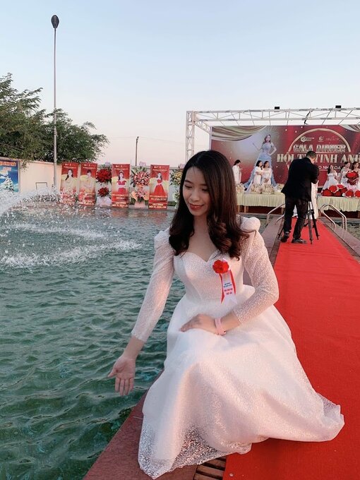 Hoa Cài Áo Hội Khóa Cao Cấp – Lưu Giữ Dấu Ấn Ngày Gặp Lại - Ảnh 7