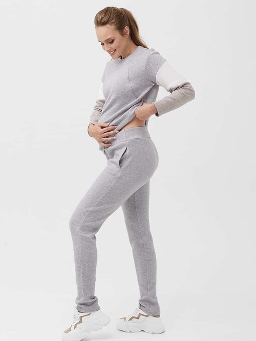 Серый костюм для будущих и кормящих мам Valerio — изображение 5