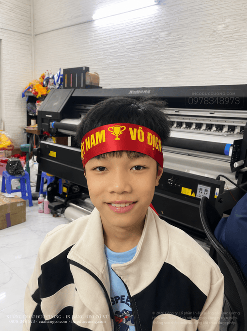 băng rôn quấn đầu cổ vũ, băng đô quấn đầu cổ vũ, băng đô cổ vũ, băng quấn đầu cổ vũ, băng đô thể thao cổ vũ, băng đô cổ vũ bóng đá, băng đô cổ động, băng quấn đầu cổ động, khăn quấn đầu cổ vũ, khăn cổ vũ quấn đầu, in băng đô quấn đầu cổ vũ, đặt in băng đô cổ vũ, in băng quấn đầu theo yêu cầu, đặt băng đô cổ vũ, làm băng đô cổ vũ, sản xuất băng đô cổ vũ, băng đô cổ vũ theo yêu cầu, băng quấn đầu in logo, băng đô in logo, băng đô in chữ, băng đô in hình, băng đô cổ vũ giá rẻ, băng đô cổ vũ số lượng lớn, xưởng in băng đô cổ vũ, băng đô cổ vũ bóng đá, băng đô cổ vũ thể thao, băng đô cổ vũ sự kiện, băng đô cổ vũ team, băng đô cổ vũ đội nhóm, băng đô cổ vũ công ty, băng đô cổ vũ trường học, băng đô cổ vũ học sinh, băng đô cổ vũ giải bóng đá, băng đô cổ vũ hội thao, băng đô cổ vũ team building, băng đô cổ vũ chương trình, băng đô cổ động bóng đá, băng đô cổ động thể thao, băng đô in slogan, băng đô in tên đội, băng đô in tên cầu thủ, băng đô in chữ theo yêu cầu, băng đô thiết kế riêng, băng quấn đầu in theo yêu cầu, băng đô quảng cáo, băng đô nhận diện thương hiệu, băng đô sự kiện in logo, băng rôn quấn đầu cổ vũ bóng đá, băng đô quấn đầu cổ vũ bóng đá, băng đô cổ vũ bóng đá in theo yêu cầu, băng quấn đầu cổ vũ in logo, băng đô cổ vũ đội bóng, băng đô cổ vũ giải đấu thể thao, băng đô cổ vũ sự kiện số lượng lớn, đặt in băng đô cổ vũ theo yêu cầu, xưởng sản xuất băng đô cổ vũ, băng đô cổ vũ team building in logo, băng đô cổ vũ công ty in slogan, băng đô cổ động bóng đá theo yêu cầu