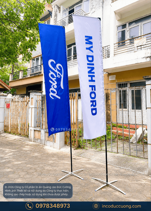 cờ phướn, cờ buồm, cờ cánh buồm, cờ feather, feather flag, feather banner, cờ teardrop, teardrop flag, teardrop banner, cờ giọt nước, cờ phướn giọt nước, cờ phướn chữ nhật, cờ banner đứng, cờ banner ngoài trời, cờ phướn đứng, cờ phướn dọc, cờ quảng cáo, cờ quảng cáo ngoài trời, cờ quảng cáo sự kiện, cờ quảng cáo doanh nghiệp, cờ quảng bá thương hiệu, cờ truyền thông, cờ marketing, cờ nhận diện thương hiệu, cờ in logo, cờ logo công ty, cờ quảng bá sản phẩm, cờ sự kiện, cờ sự kiện ngoài trời, cờ trưng bày ngoài trời, cờ roadshow, cờ activation, cờ event, cờ hội chợ, cờ triển lãm, cờ hội nghị, cờ hội thảo, cờ khai trương, cờ khánh thành, cờ động thổ, cờ lễ hội, cờ thể thao, cờ giải chạy, cờ marathon, cờ bóng đá, cờ bóng chuyền, cờ tennis, cờ golf, cờ pickleball, cờ đua xe, cờ cổ động, cờ trường học, cờ khai giảng, cờ hội trại, cờ lễ tốt nghiệp, cờ đoàn thanh niên, cờ công viên, cờ quảng trường, cờ phố đi bộ, cờ trang trí ngoài trời, cờ trang trí lễ hội, cờ khu du lịch, cờ resort, cờ khách sạn, cờ trung tâm thương mại, cờ showroom, cờ bất động sản, cờ khu công nghiệp, cờ cơ quan, cờ hành chính, cờ doanh nghiệp, cờ nhà máy, cờ sự kiện cộng đồng, cờ sự kiện văn hóa, cờ sự kiện âm nhạc, cờ sự kiện thể thao, cờ quảng bá thương hiệu ngoài trời, cờ truyền thông ngoài trời, cờ quảng cáo khổ lớn, cờ phướn in logo, cờ buồm in logo, cờ cánh buồm in logo, in cờ phướn, in cờ buồm, in cờ cánh buồm, in cờ quảng cáo, in cờ sự kiện, in cờ ngoài trời, đặt may cờ phướn, đặt làm cờ phướn, sản xuất cờ phướn, xưởng may cờ phướn, xưởng in cờ phướn, công ty sản xuất cờ, gia công cờ phướn, may cờ theo yêu cầu, cờ phướn giá rẻ, cờ phướn cao cấp, báo giá cờ phướn, giá cờ buồm, mua cờ phướn, bán cờ phướn, chân cờ phướn, cột cờ phướn, đế cờ phướn, đế nước cờ phướn, đế bê tông cờ phướn, đế chữ thập cờ phướn, khung cờ phướn, bộ cờ phướn, cột cờ buồm, phụ kiện cờ phướn, cờ polyester, cờ vải ngoài trời, cờ in chuyển nhiệt, cờ chống nắng, cờ chống thấm, cờ chịu mưa, cờ quảng cáo sự kiện chuyên nghiệp, cờ quảng cáo hội chợ triển lãm, cờ quảng cáo hội nghị, cờ quảng cáo trường học, cờ quảng cáo công viên, cờ quảng cáo cơ quan hành chính, cờ quảng cáo khu đô thị, cờ quảng cáo trung tâm thương mại, cờ quảng cáo giải thể thao, cờ quảng cáo ngoài trời cao cấp.