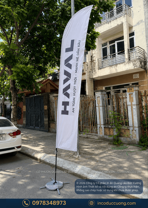 cờ phướn, cờ buồm, cờ cánh buồm, cờ feather, feather flag, feather banner, cờ teardrop, teardrop flag, teardrop banner, cờ giọt nước, cờ phướn giọt nước, cờ phướn chữ nhật, cờ banner đứng, cờ banner ngoài trời, cờ phướn đứng, cờ phướn dọc, cờ quảng cáo, cờ quảng cáo ngoài trời, cờ quảng cáo sự kiện, cờ quảng cáo doanh nghiệp, cờ quảng bá thương hiệu, cờ truyền thông, cờ marketing, cờ nhận diện thương hiệu, cờ in logo, cờ logo công ty, cờ quảng bá sản phẩm, cờ sự kiện, cờ sự kiện ngoài trời, cờ trưng bày ngoài trời, cờ roadshow, cờ activation, cờ event, cờ hội chợ, cờ triển lãm, cờ hội nghị, cờ hội thảo, cờ khai trương, cờ khánh thành, cờ động thổ, cờ lễ hội, cờ thể thao, cờ giải chạy, cờ marathon, cờ bóng đá, cờ bóng chuyền, cờ tennis, cờ golf, cờ pickleball, cờ đua xe, cờ cổ động, cờ trường học, cờ khai giảng, cờ hội trại, cờ lễ tốt nghiệp, cờ đoàn thanh niên, cờ công viên, cờ quảng trường, cờ phố đi bộ, cờ trang trí ngoài trời, cờ trang trí lễ hội, cờ khu du lịch, cờ resort, cờ khách sạn, cờ trung tâm thương mại, cờ showroom, cờ bất động sản, cờ khu công nghiệp, cờ cơ quan, cờ hành chính, cờ doanh nghiệp, cờ nhà máy, cờ sự kiện cộng đồng, cờ sự kiện văn hóa, cờ sự kiện âm nhạc, cờ sự kiện thể thao, cờ quảng bá thương hiệu ngoài trời, cờ truyền thông ngoài trời, cờ quảng cáo khổ lớn, cờ phướn in logo, cờ buồm in logo, cờ cánh buồm in logo, in cờ phướn, in cờ buồm, in cờ cánh buồm, in cờ quảng cáo, in cờ sự kiện, in cờ ngoài trời, đặt may cờ phướn, đặt làm cờ phướn, sản xuất cờ phướn, xưởng may cờ phướn, xưởng in cờ phướn, công ty sản xuất cờ, gia công cờ phướn, may cờ theo yêu cầu, cờ phướn giá rẻ, cờ phướn cao cấp, báo giá cờ phướn, giá cờ buồm, mua cờ phướn, bán cờ phướn, chân cờ phướn, cột cờ phướn, đế cờ phướn, đế nước cờ phướn, đế bê tông cờ phướn, đế chữ thập cờ phướn, khung cờ phướn, bộ cờ phướn, cột cờ buồm, phụ kiện cờ phướn, cờ polyester, cờ vải ngoài trời, cờ in chuyển nhiệt, cờ chống nắng, cờ chống thấm, cờ chịu mưa, cờ quảng cáo sự kiện chuyên nghiệp, cờ quảng cáo hội chợ triển lãm, cờ quảng cáo hội nghị, cờ quảng cáo trường học, cờ quảng cáo công viên, cờ quảng cáo cơ quan hành chính, cờ quảng cáo khu đô thị, cờ quảng cáo trung tâm thương mại, cờ quảng cáo giải thể thao, cờ quảng cáo ngoài trời cao cấp.