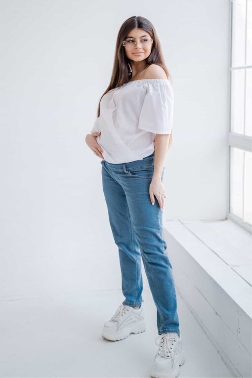 Голубые джинсы-бойфренды для будущих и кормящих мам Brave — изображение 3
