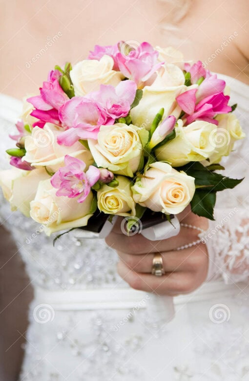 Gelin Buketi Beyaz Gül Frezya - Görsel 2