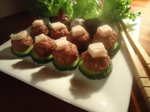 minced-elk-meat-with-beef-fat