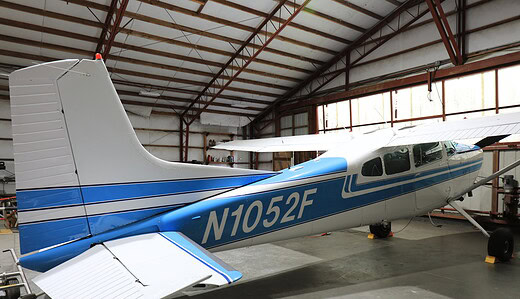 Fort Bragg Airport（プライベート空港）、Cessna182