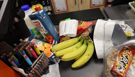 ガラダ塔近くのスーパー「MIGROS jet」で食材の買い物