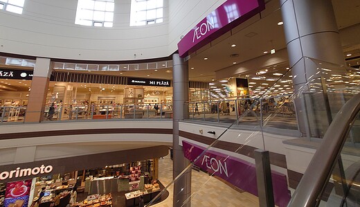 イオンモール苫小牧は、非常に巨大、モール内の歩き動画