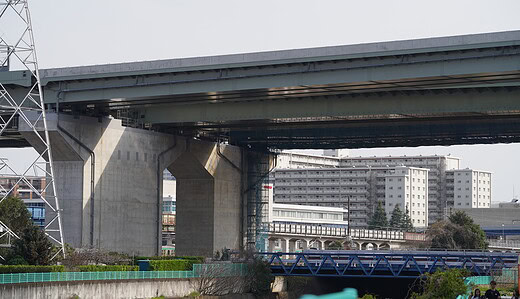 戸塚ジャンクション、トンネル入り口部