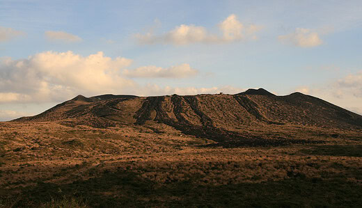 伊豆大島、三原山
