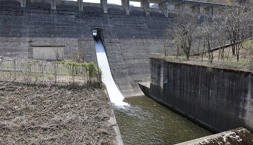 横川ダム