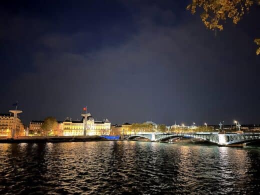 Pont de l’Université bei Nacht