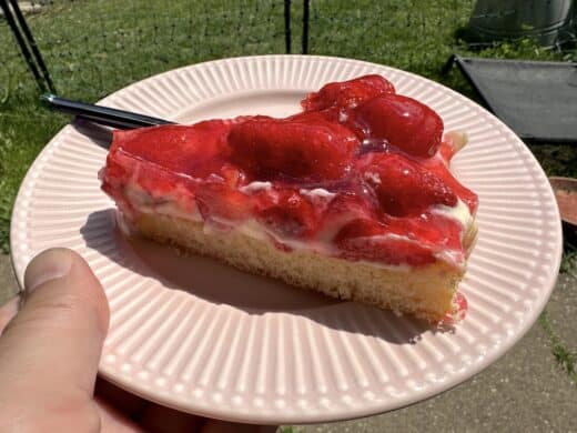 Frischer Erdbeerkuchen, ein Gedicht!