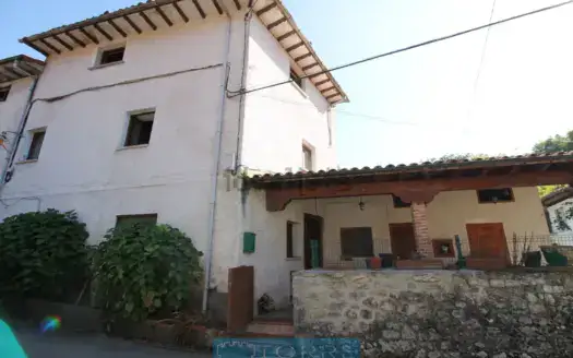 Casa de pueblo en venta en Vibañu