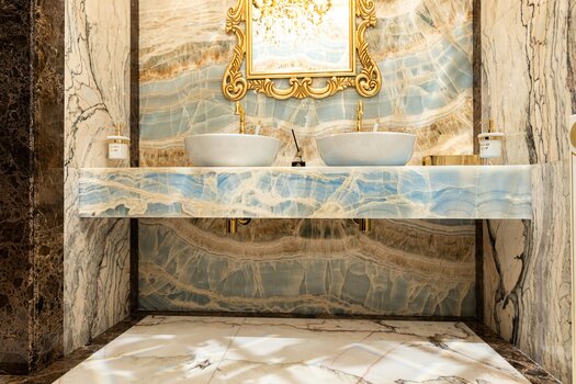 Ванна кімната готелю Royal Palace Luxury Hotel and SPA №7