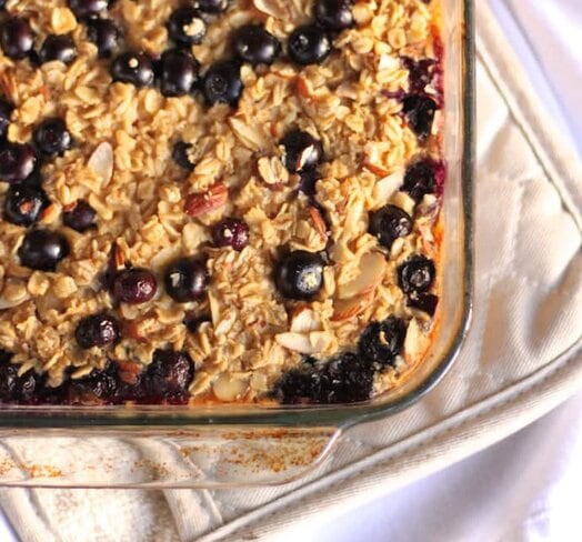 Baked Blueberry Almond Oatmeal