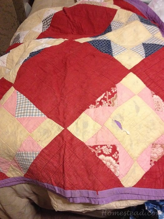 ASimpleHomestead.com - Mystery quilt rip