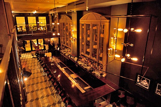 Hospitality - Wood & Vine Restaurant