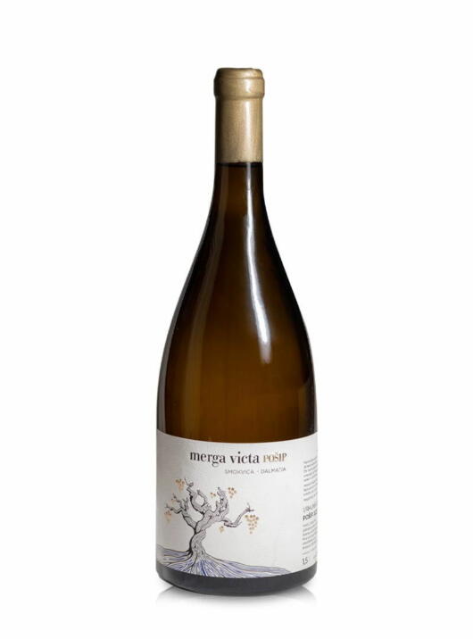 MERGA VICTA POŠIP MAGNUM 1,5L 2021. je bijelo vino, aroma svježih citrusa, koštunjičavog voća, žutog cvijeća te mediteranskog bilja. Suho je, srednjeg tijela, fine svježine, izražene mineralnosti  i ugodne trajnosti.