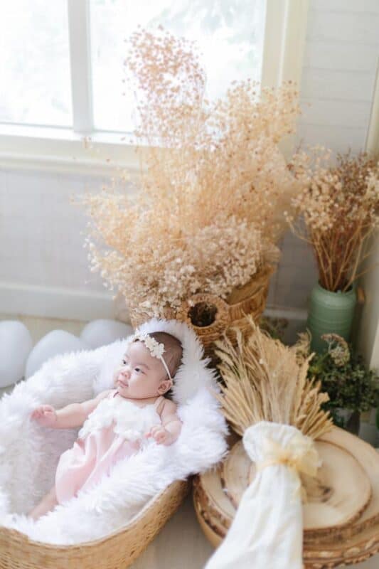 Baby mira light windows