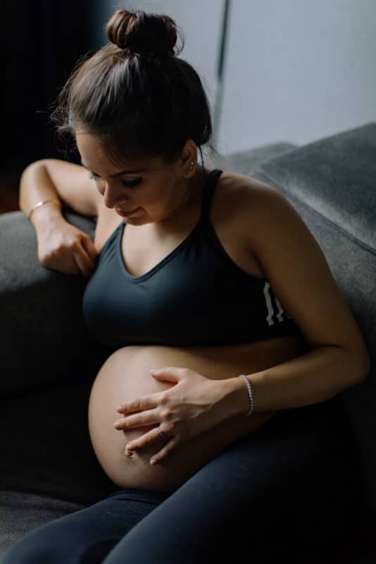 pregnancy photographer videographer in Bangkok thailand