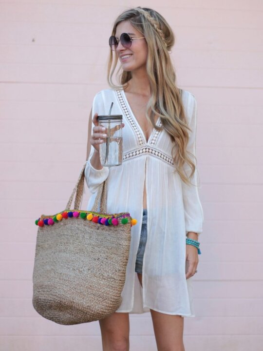 Connecticut life and style blogger, Pinteresting Plans shares a quick and easy braided headband tutorial that uses a faux hair headband for a boho chic look