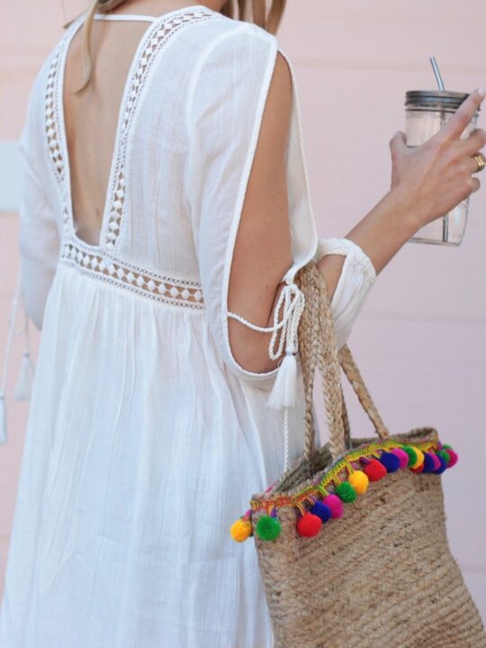 Connecticut life and style blogger, Pinteresting Plans shares a quick and easy braided headband tutorial that uses a faux hair headband for a boho chic look