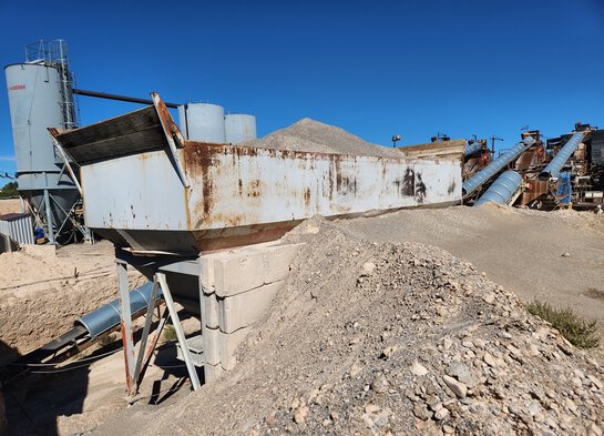 BLENDING HOPPERS - ACTECH Three Bin Cold Feed Hoppers & Material Blending Plant, - Image 7