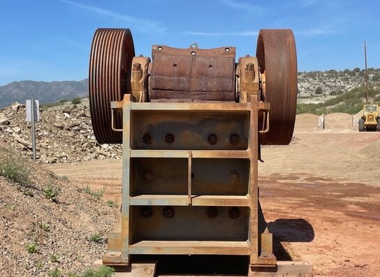 JAW CRUSHER - Telsmith 30” x 42” Primary Jaw Crusher - Image 4
