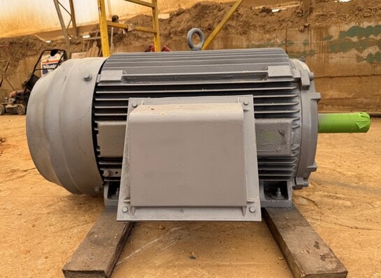 ELECTRIC MOTOR - 450 h.p. Crusher Duty Electric Motor