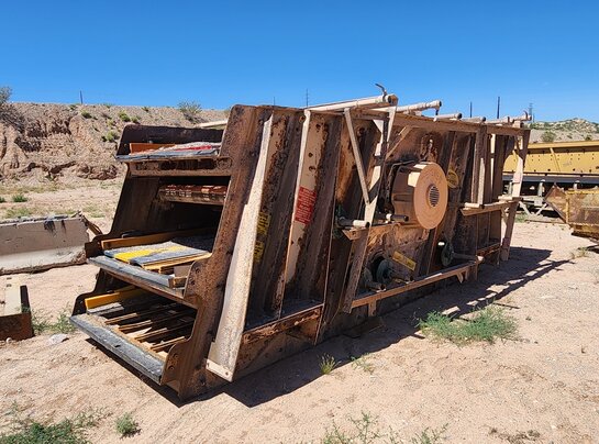 DEISTER Vibrating Wash Screens - (3)-Three Deister 6’ wide x 16’ long three deck incline vibrating “Wash Screens” - Image 3