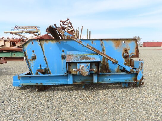 Vibrating Screen - Powerscreen 4’ wide x 6’ long two deck incline vibrating screen