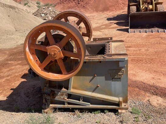 JAW CRUSHER - Telsmith 30” x 42” Primary Jaw Crusher - Image 2