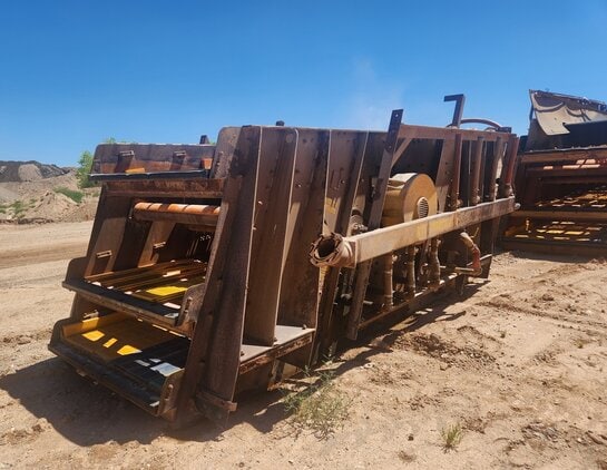 DEISTER Vibrating Wash Screens - (3)-Three Deister 6’ wide x 16’ long three deck incline vibrating “Wash Screens” - Image 7