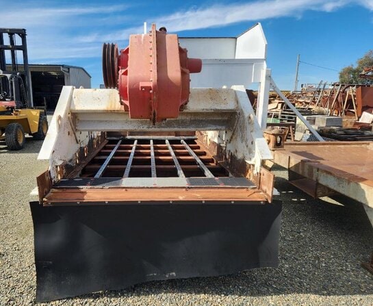 IST 6’ wide x 12’ long Two Deck Horizontal Hi-Frequency Sizing & Dewatering Screen - Image 3
