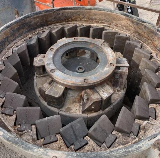 VSI CRUSHER - Impact Service Corporation (ISC) Model 66 Vertical Shaft Impact Crusher - Image 4