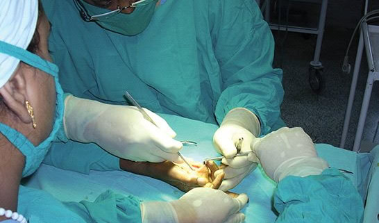 Wide-awake hand surgery procedure photo