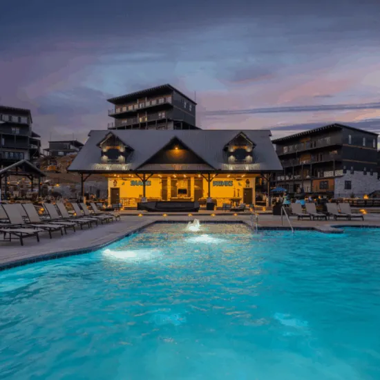 Infinity Outdoor Swimming Pool in Smoky Mountain Cabin Rentals