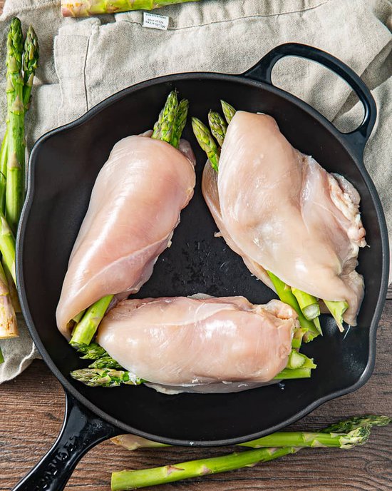 asparagus stuffed chicken breasts