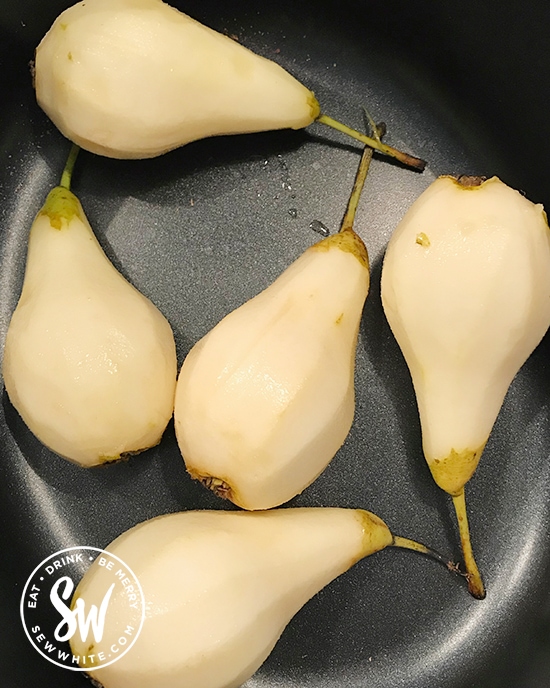 pears in a slow cooker