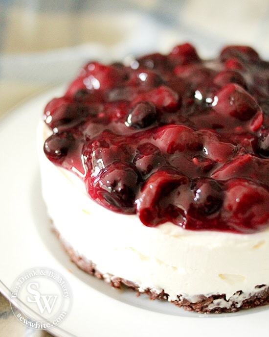 black forest cheesecake without the chocolate on top. 