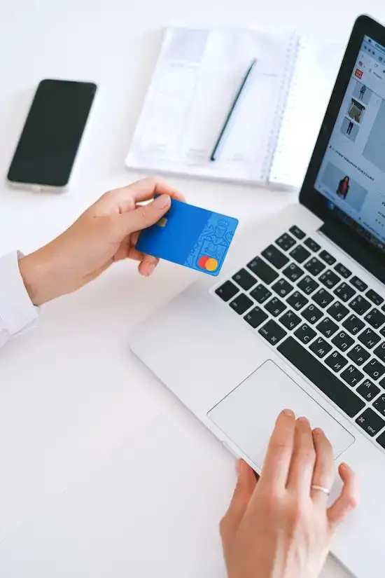 Make-Sure-Your-Credit-Card-Details-Are-Correct