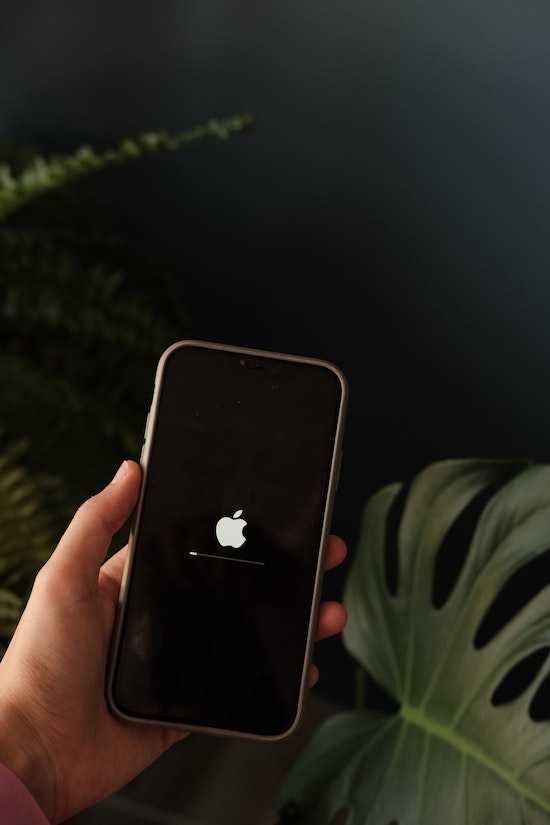 Reboot-Your-Mac-or-iPhone-Device