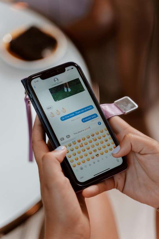 Ways to Troubleshoot Reactions Emoji Not Showing up in Facebook Messenger Messages