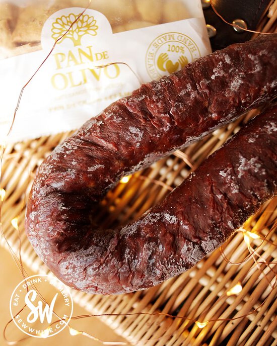 Spicy chorizo horse shoe from Ojos Foods for the Eat Gift guide