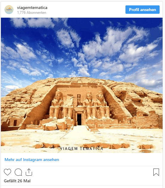 Felsentempel von Abu Simbel mit sitzenden Statuen von Ramses II.