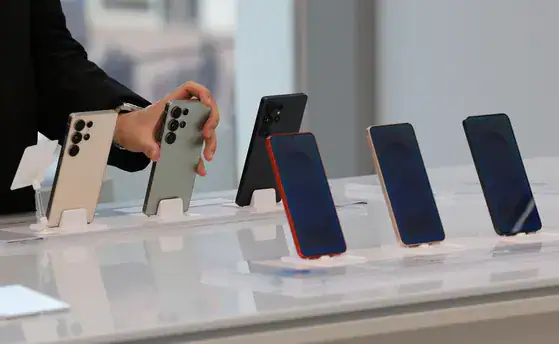 Will next Galaxy smartphone costs more after US tariffs? 12 sansung galaxy costs