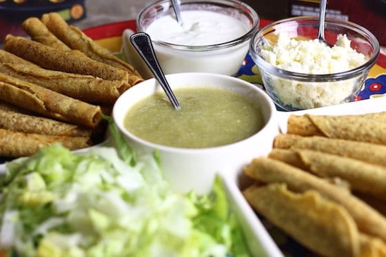 Try green salsa on your Delimex taquitos & tacos + Print the coupon to save $1 at @Walmart #DelimexFiesta #Ad https://www.savingyoudinero.com/?p=44251