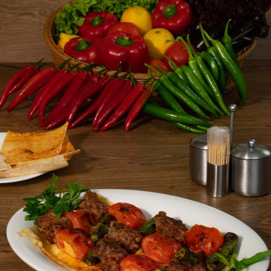 Bay Çöp Şiş et ızgara çöp şiş gıda fotoğrafı — DiyaframPro